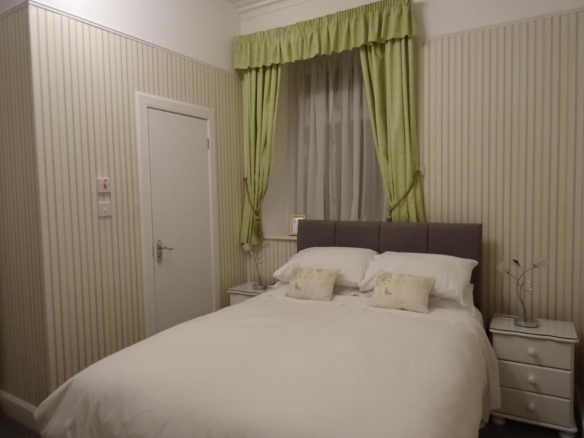 Adam Guest House بيرث المظهر الخارجي الصورة